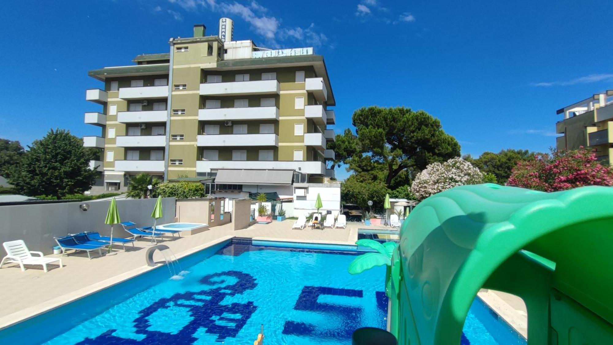 Hotel Smeraldo Giulianova Exterior photo