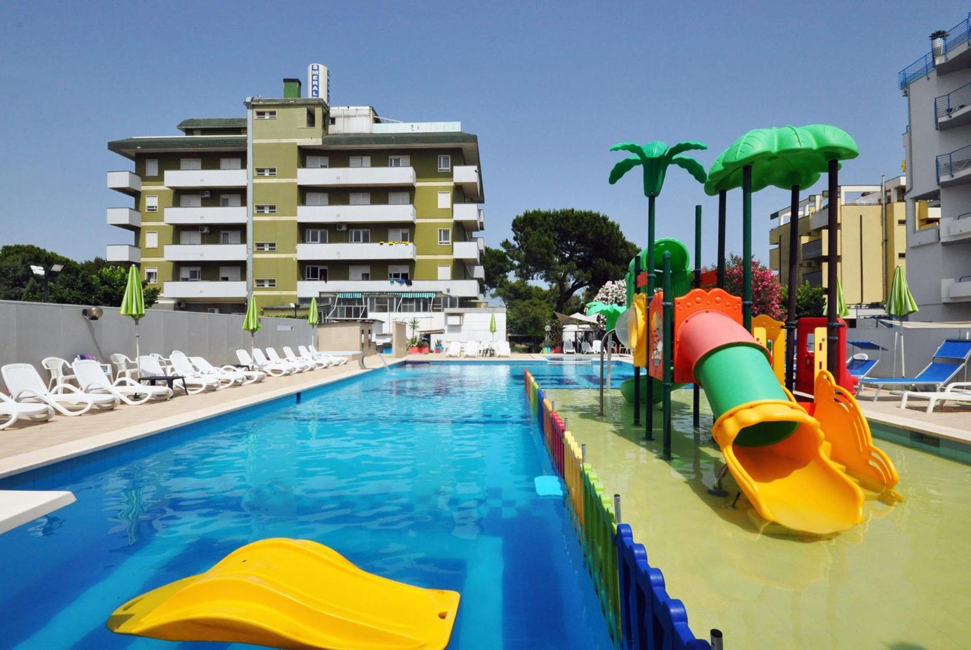 Hotel Smeraldo Giulianova Exterior photo