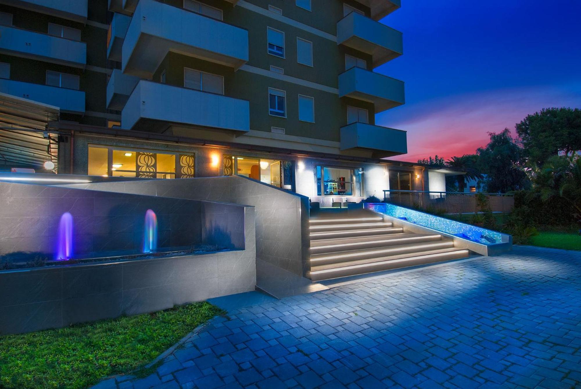 Hotel Smeraldo Giulianova Exterior photo